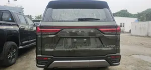 New Lexus LX LX 700h 2025 Green