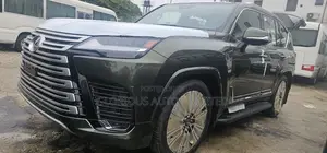 New Lexus LX LX 700h 2025 Green