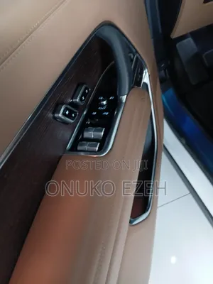 Land Rover Range Rover Vogue 2023 White