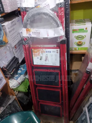4 Layers Ladder