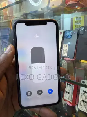 Apple iPhone 11 64 GB Black