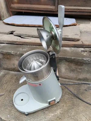 Industrial Orange Squeezer Citrus Press
