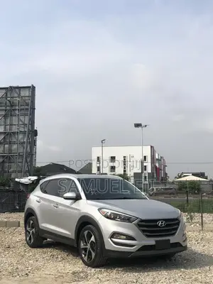 Hyundai Tucson Sport AWD 2016 Silver