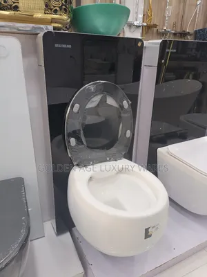 Egg Shaped Monolith Wc