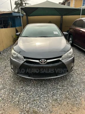 Toyota Camry SE 4dr Sedan (2.5L 4cyl 6A) 2015 Gray