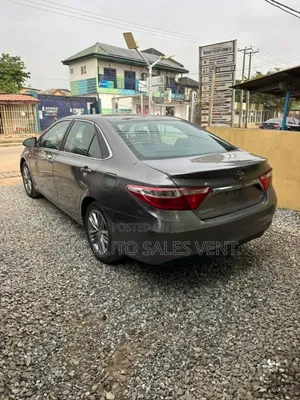 Toyota Camry SE 4dr Sedan (2.5L 4cyl 6A) 2015 Gray
