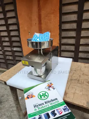 Single Mouth Intelligent Oil Press