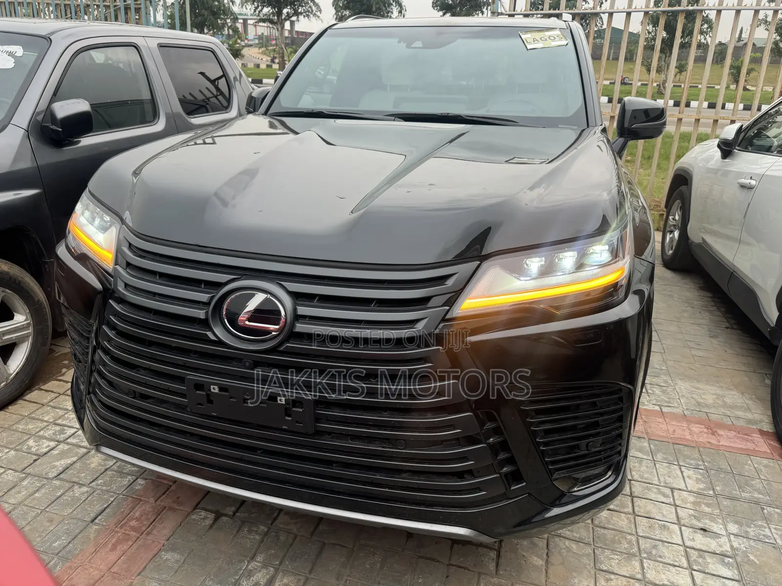 Lexus LX LX 600 2022 Black