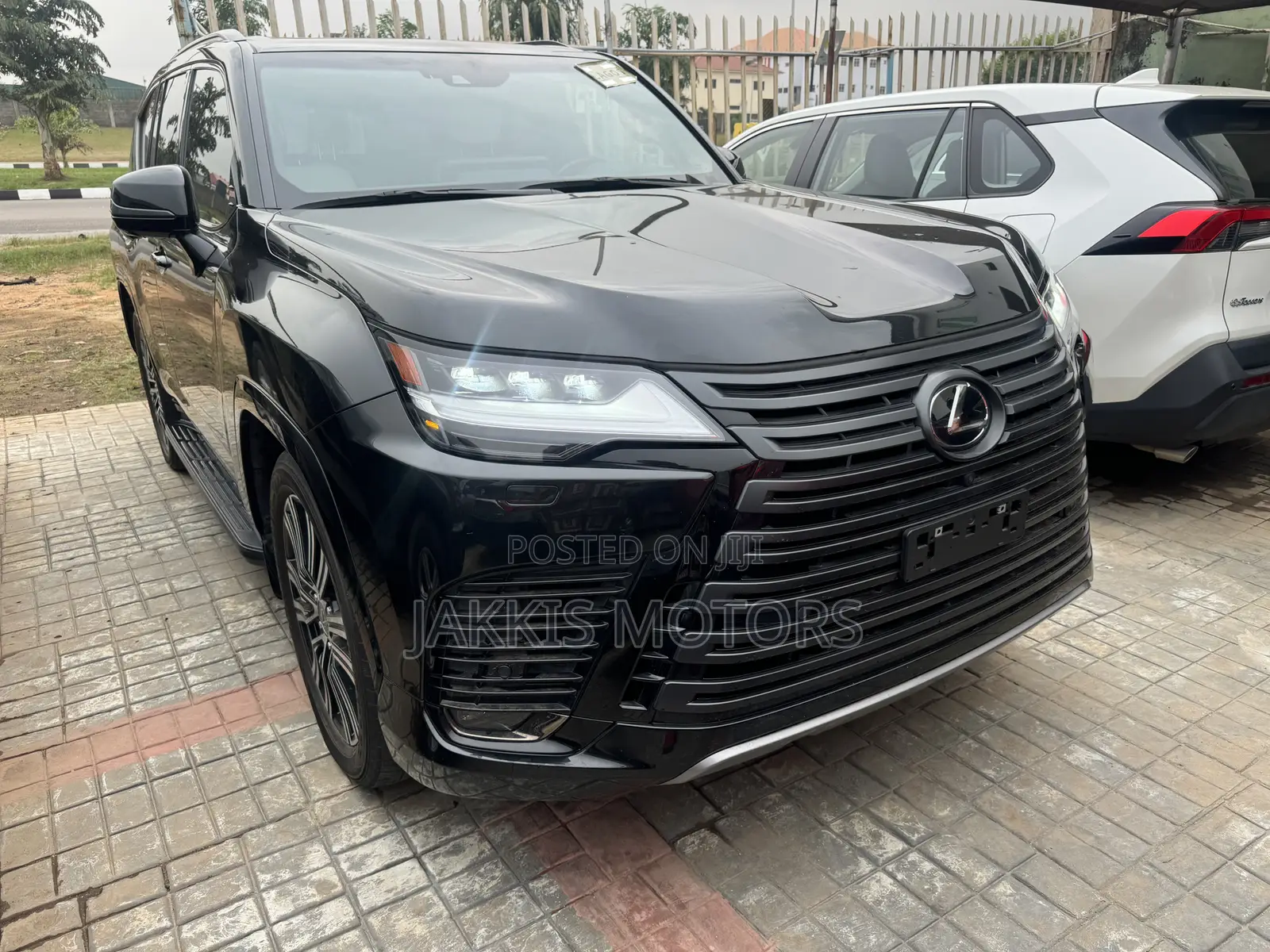 Lexus LX LX 600 2022 Black