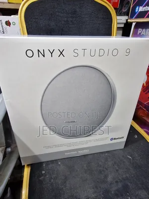 Onyx Studio 9