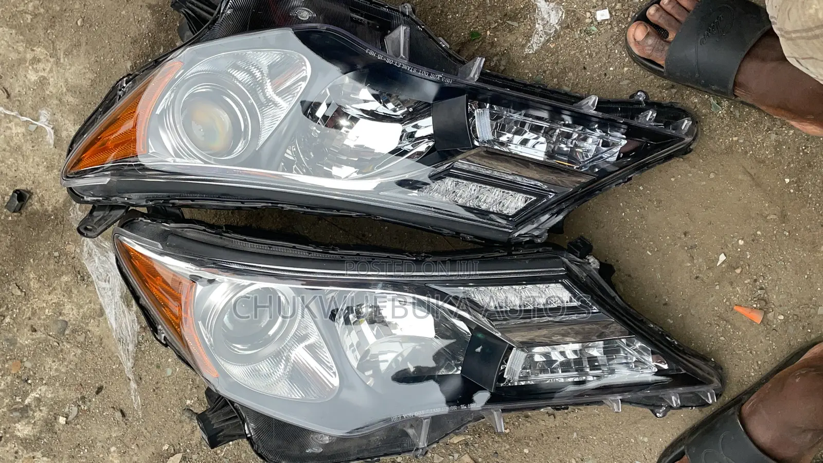 Front Light Rav4 2014
