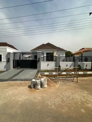 4bdrm Bungalow in Life Camp for sale