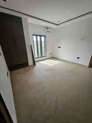 4bdrm Townhouse / Terrace in Private, Mabushi for rent