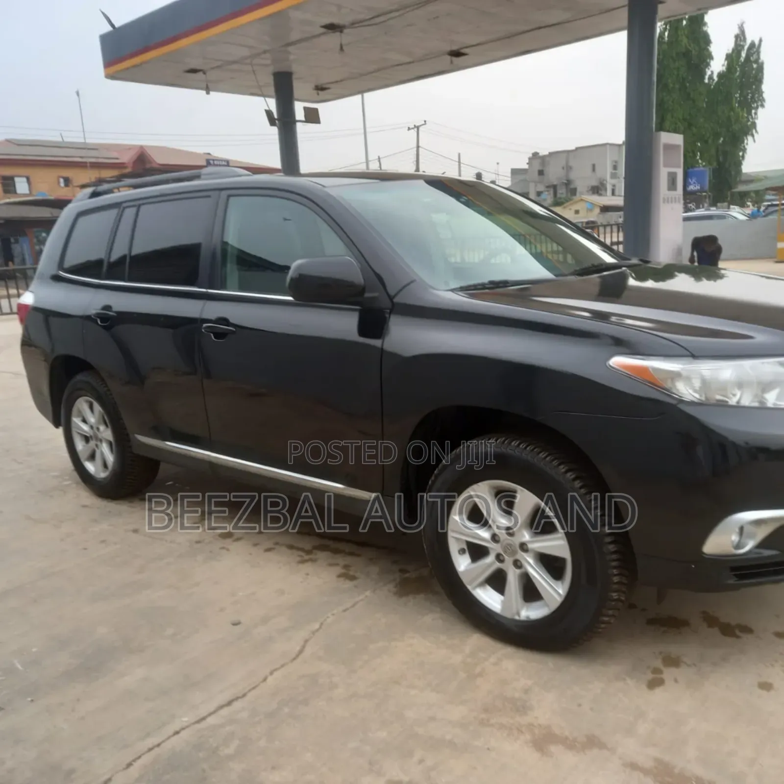 Toyota Highlander SE 2012 Black