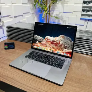 Laptop Apple MacBook Pro 2019 16GB Intel Core i9 SSD 1T