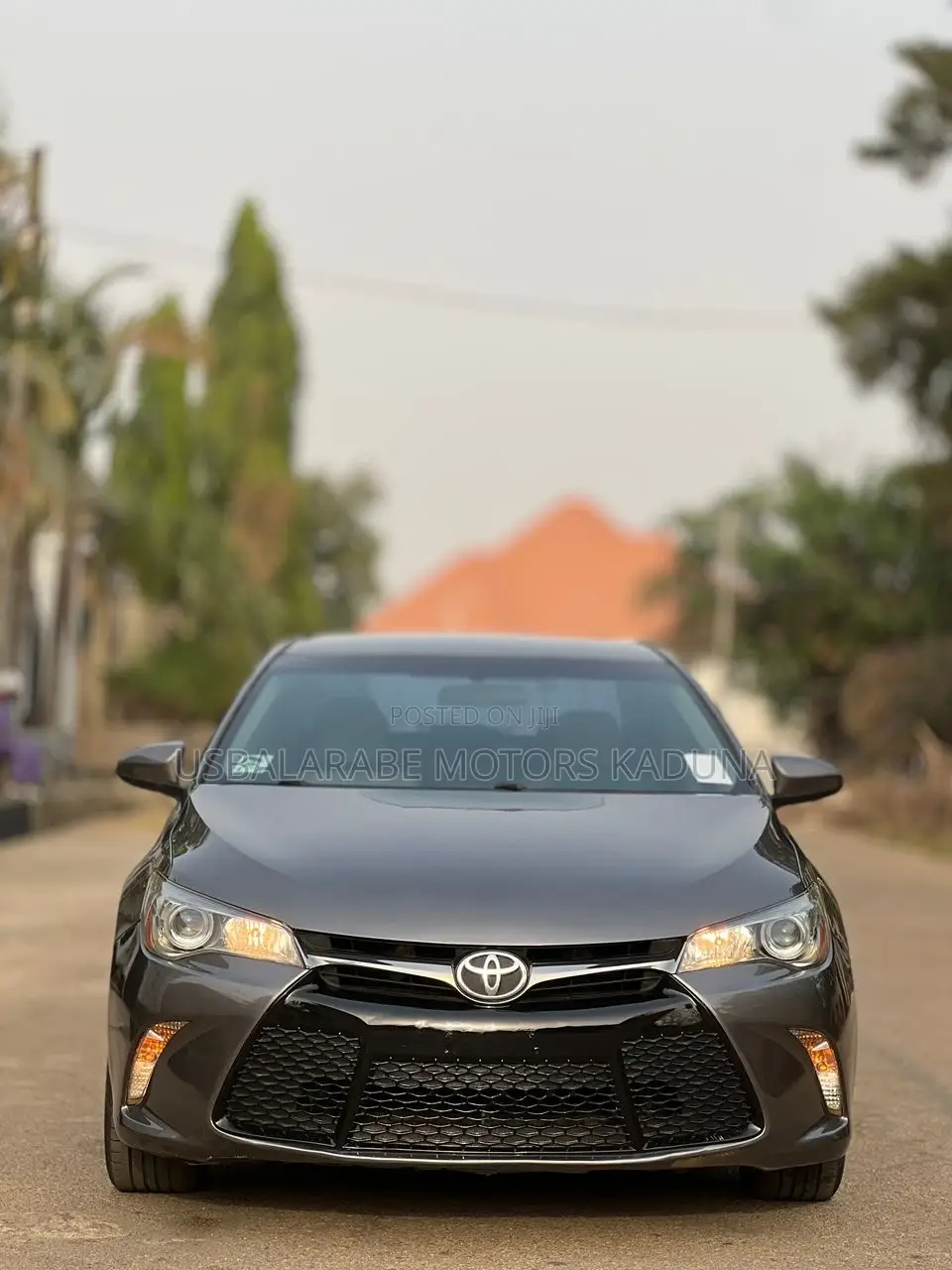 2016 Toyota Camry SE 4dr Sedan (2.5L 4cyl 6A)