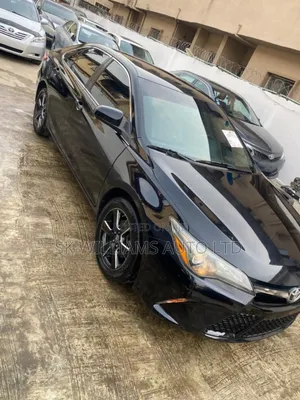 Toyota Camry SE w/Special Edition Pkg (2.5L 4cyl 6A) 2016 Black