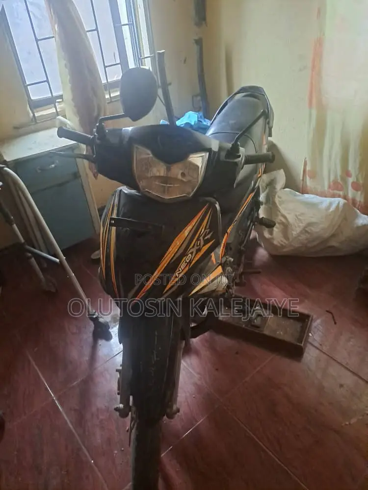 TVS 2010 Black