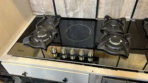 Built-in 4 By 1 Image Gas Cooker