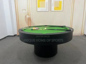 Round Pool Table
Wood Top