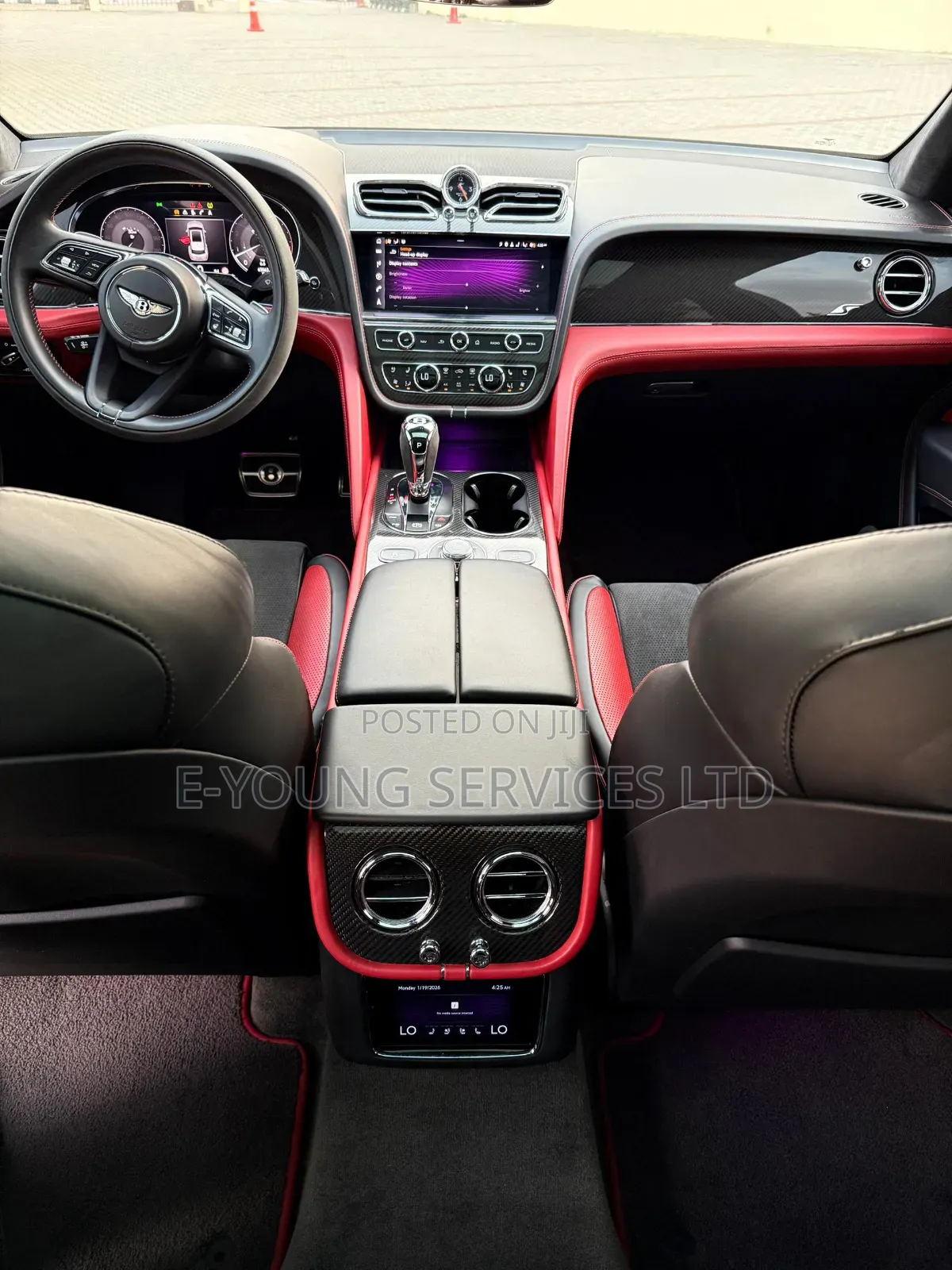 Bentley Bentayga 2022 White