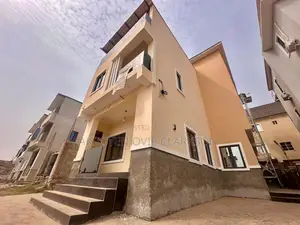 3bdrm Duplex in Gaduwa for sale
