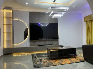Prime Fitted Tv Console