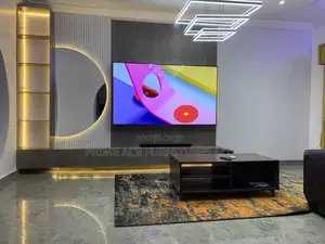 Prime Fitted Tv Console