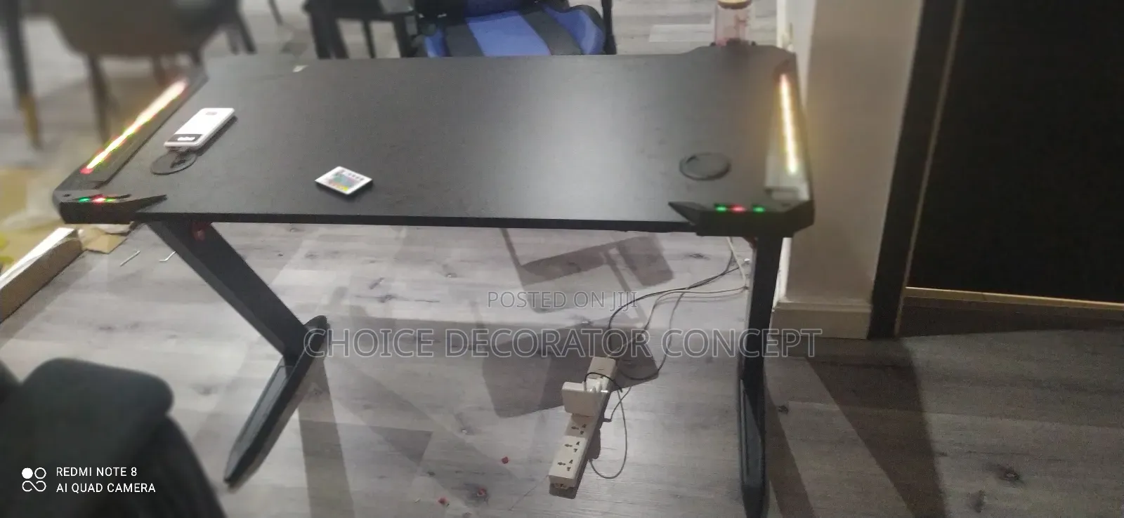 Black Gaming Desk
With Leds Light 1.2meter
