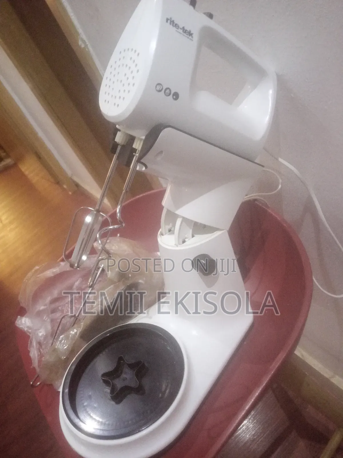 Cake and Pastry Mixer
