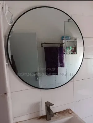 Mirror Design Decon
