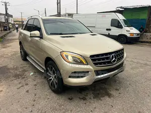 Mercedes-Benz M Class ML 350 4Matic 2013 Gold
