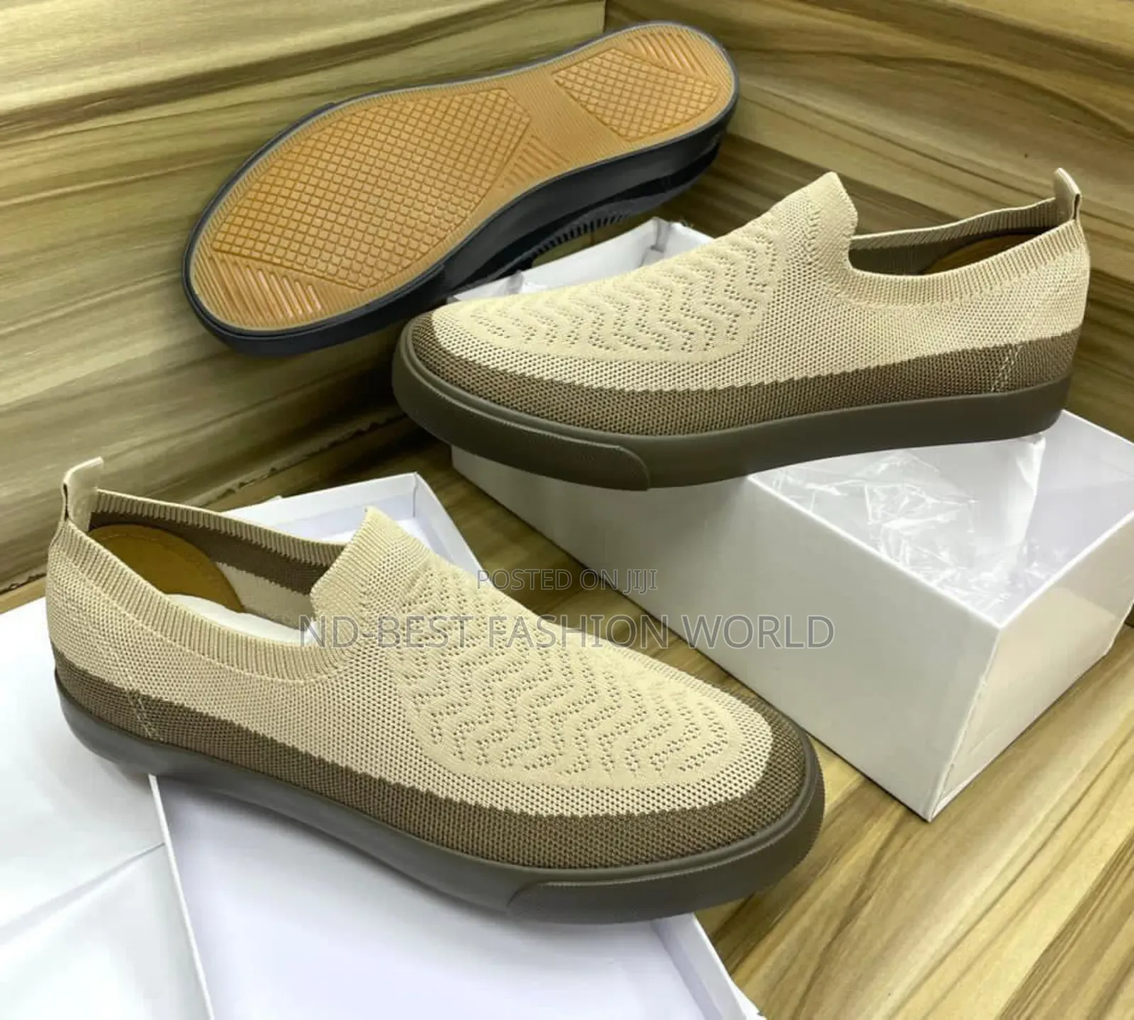 Simple Flat Sneakers