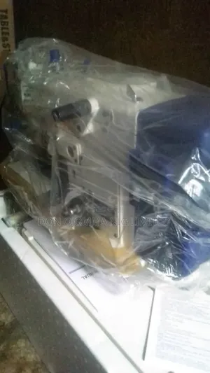 Industrial Buttonhole Machine