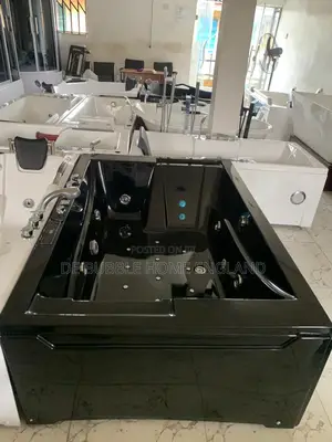 Double Jacuzzi Black