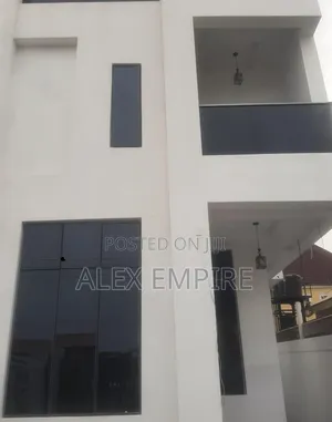 5bdrm Duplex in Amuwo-Odofin for sale