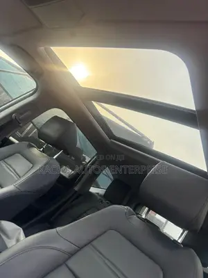 Honda CR-V 2023 White