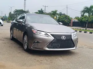 Lexus ES 350 FWD 2016 Gold