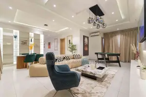 Cozy and Cute 2 Bedroom Apartment With a Rooftop Pool