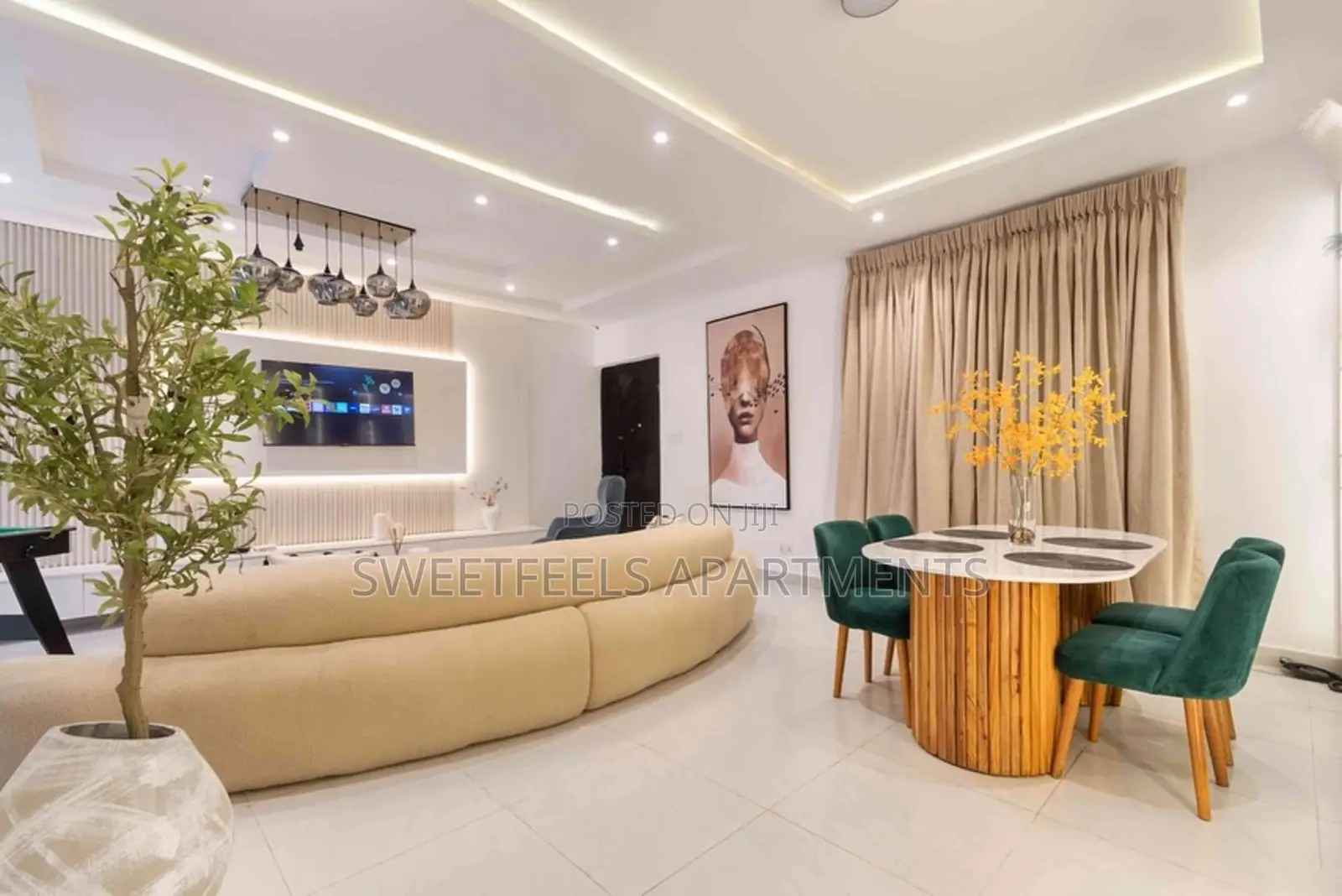 Cozy and Cute 2 Bedroom Apartment With a Rooftop Pool