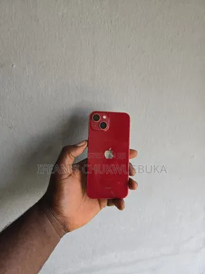 Apple iPhone 13 128 GB Red