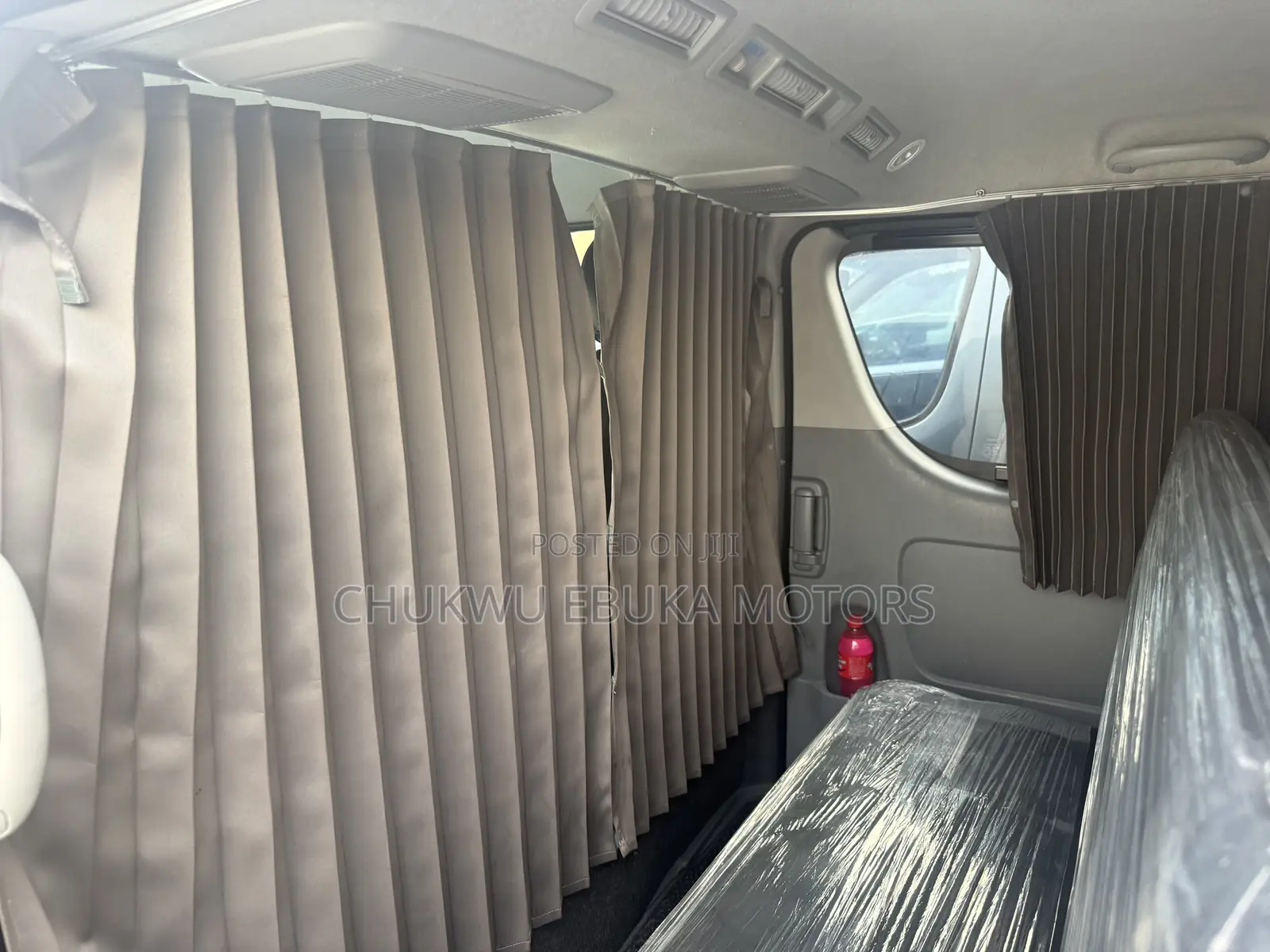 Toyota HiAce 2012 Blue
