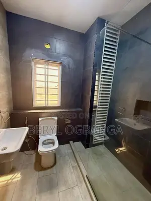 3bdrm Apartment in Ikate for rent