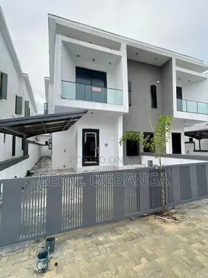 4bdrm Duplex in Lekki Phase 2 for rent