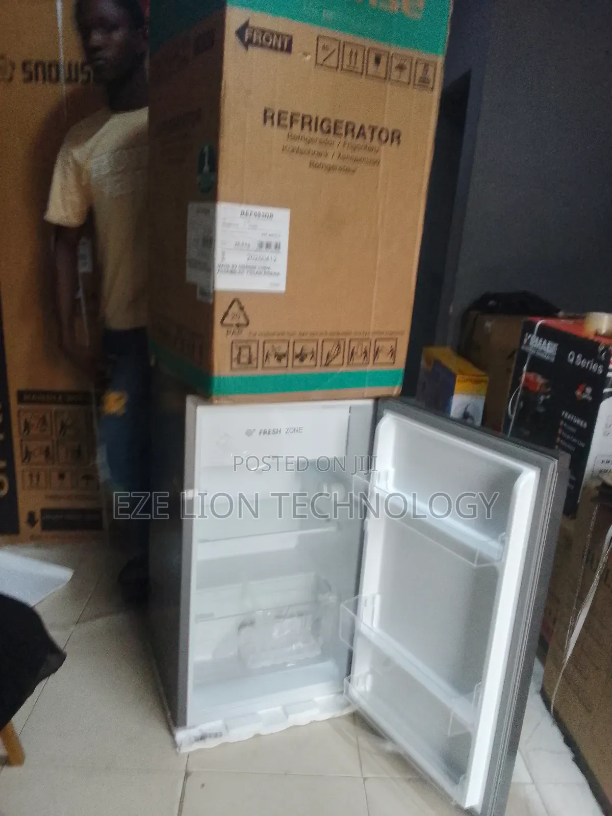 Hisense 90litres Key Lock Refrigerator+ Led Light