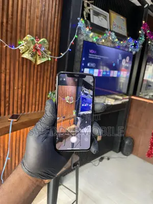Apple iPhone 11 Pro 64 GB Gold