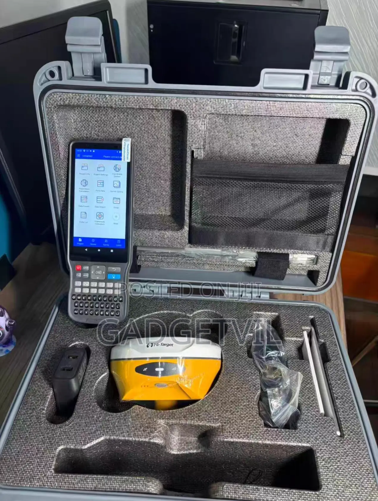 Hi-Target V500 Complete Set