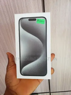 New Apple iPhone 15 Pro Max 256 GB White
