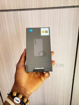 New Samsung Galaxy S24 128 GB