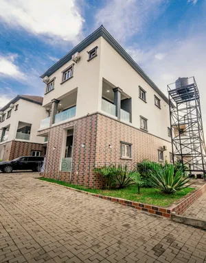 4bdrm Duplex in Asokoro for sale